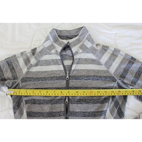 Lululemon - sz 6 - Race Your Pace 1/2 Zip Pullover in Marshmallow Stripe Grey - Picture 6 of 13